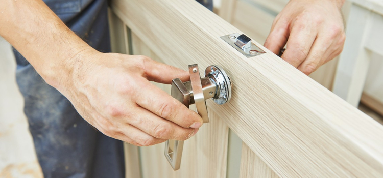 interior door repair Stuart